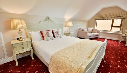 Classic Twin Room
