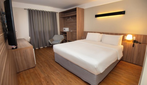 Superior Double Room Single Use, Accessible