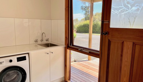 Single Level 2 Bedroom Cottage (Accessible) 