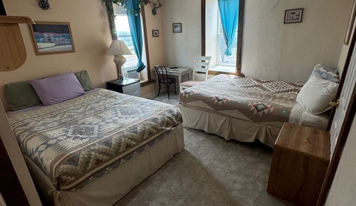 Economy Room