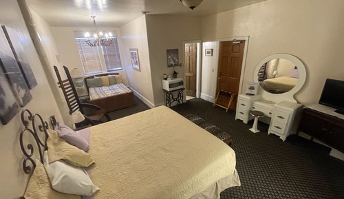 Classic Double Room