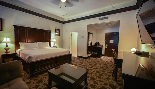 Deluxe Room, 1 King Bed