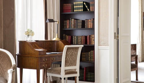 Suite (Duc de Morny)