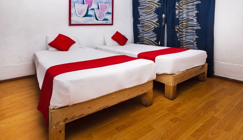 Standard Room (Two Single Beds)