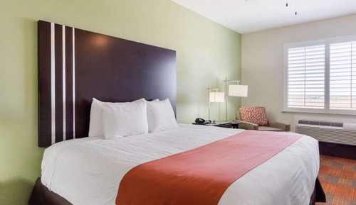 Room, 1 King Bed, Accessible, Non Smoking