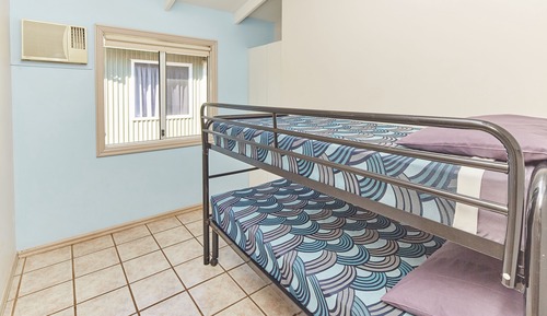 2 Bedroom - Sleeps 4