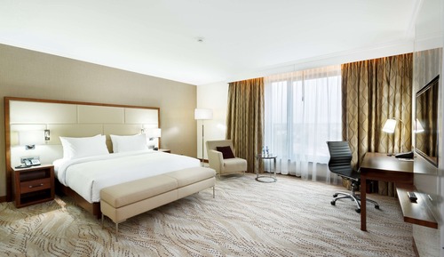 Deluxe Room, 1 King Bed