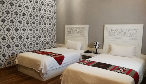 Premier Twin Room, 2 Twin Beds, Non Smoking, Bathtub