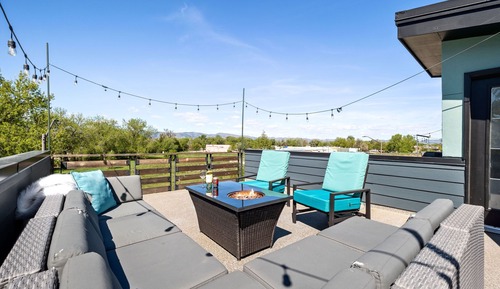 House, Multiple Beds, Patio, Garden View (750 Jerome St. (Unit 1)*)