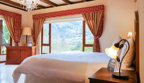 Presidential Room