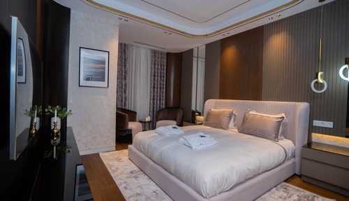 Luxury Apartment