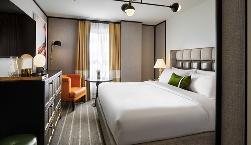 Deluxe Room, 1 King Bed