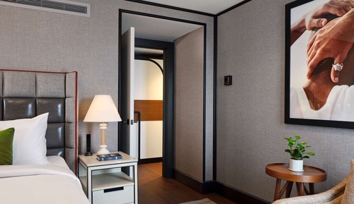 Suite, 1 King Bed