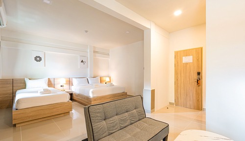 Deluxe Triple Room