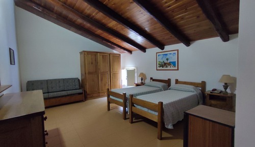 Comfort Triple Room