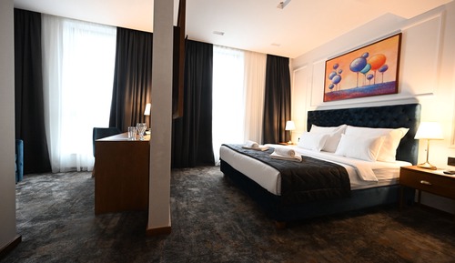 Junior Apartment