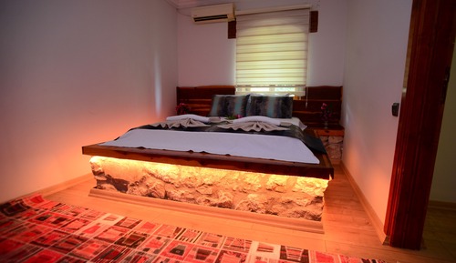 Elite Double Room, 1 Bedroom, Smoking, Mountain View