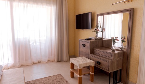 Junior Suite, 1 King Bed, Sea View