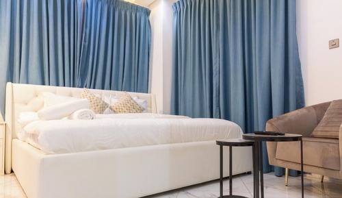 Grand Studio, 1 Queen Bed