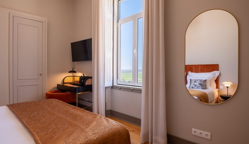 Classic Room, Courtyard View