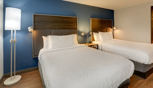 Room, 2 Queen Beds, Accessible (Hearing)