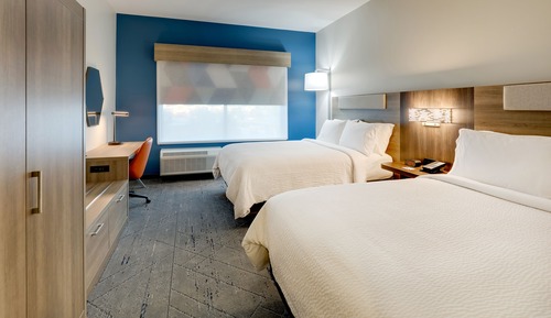 Standard Room, 2 Queen Beds, Accessible (Mobility, Accessible Tub)