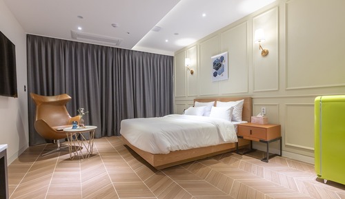 Premier Twin Room