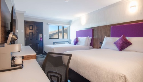 Room, 2 Queen Beds, Kitchenette
