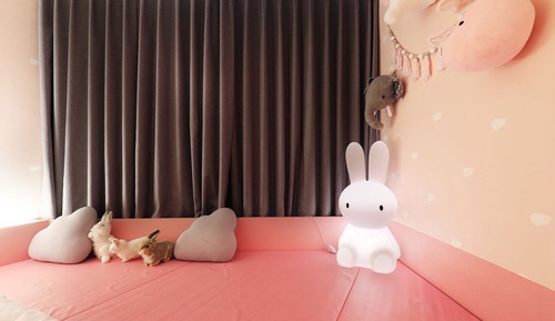 Kids Room (Complimentary Pool Access for 3)