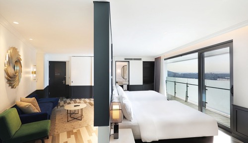 Junior Suite Quadruple (Complimentary Pool Access for 4)