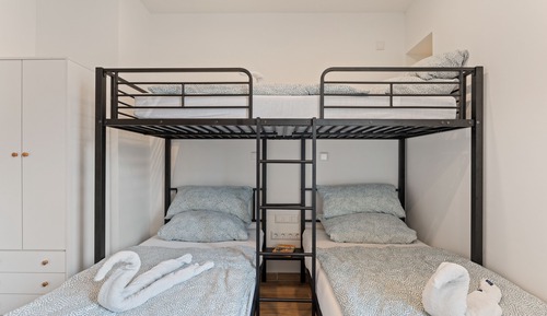 Economy Triple Room, Private Bathroom (Eigene Küche)