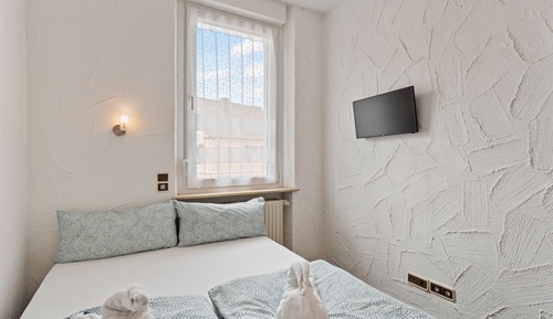 Classic Double Room, Private Bathroom