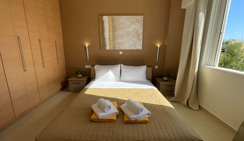 Artdeco Luxury Suites #C1