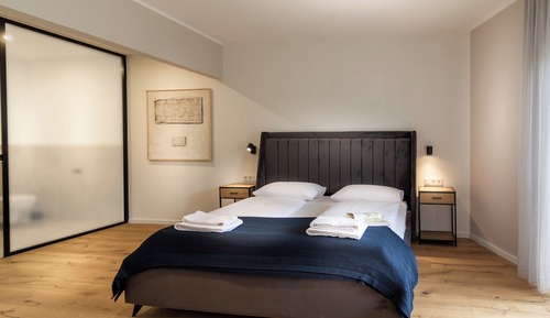 Suite, Harbor View