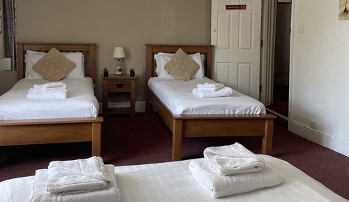 Suite, Ensuite (Family Room sleeps 4)