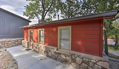 House (1 Bedroom)
