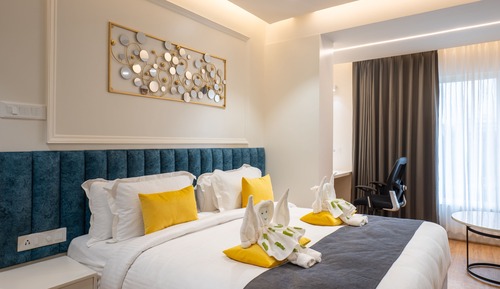 Elite Room