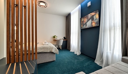 Comfort Room 004
