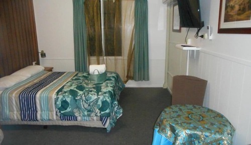 Queen Room