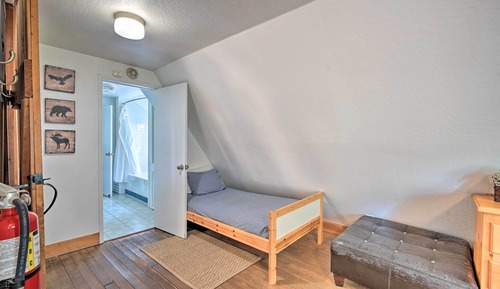 House (4 Bedrooms)