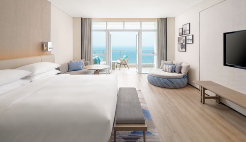 Premier Room, 1 King Bed, Balcony, Ocean View