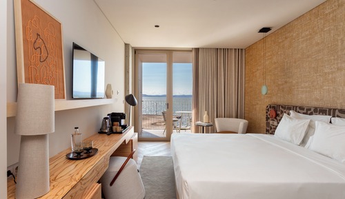 Superior Room, River View