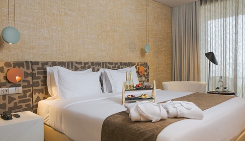 Standard Room, River View
