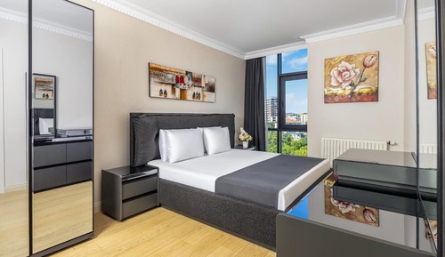 Apartment, 2 Bedrooms, City View