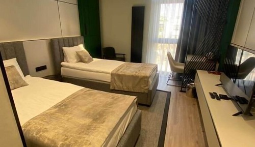 Business Twin Room