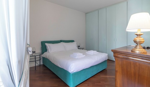 Apartment (3 Bedrooms)