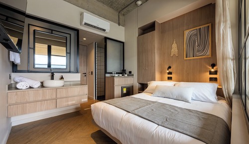 Standard Double Room, Hot Tub