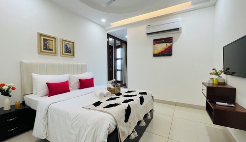 Luxury Triple Room