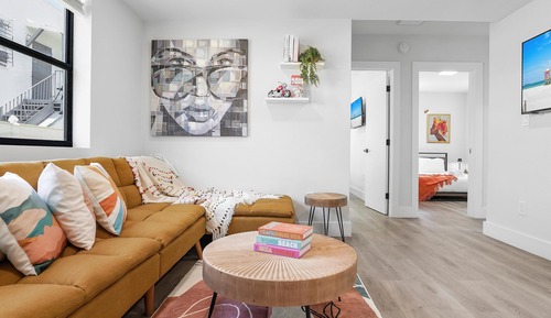 Deluxe Apartment