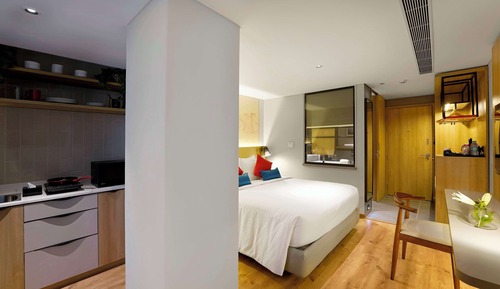 Deluxe Room, 1 King Bed, Non Smoking, Kitchenette